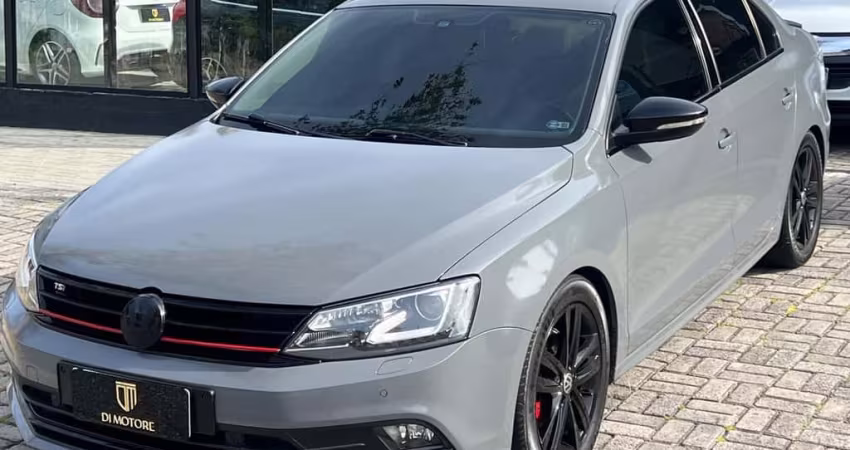 VOLKSWAGEN JETTA HIGHLINE 2016