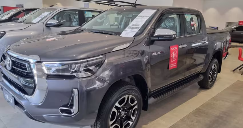 TOYOTA HILUX 2.8 TDI SRX PLUS CD 4X4 4P