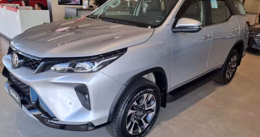 TOYOTA HILUX SW4 2.8 SRX PLATINUM TURBO 4X4 4P
