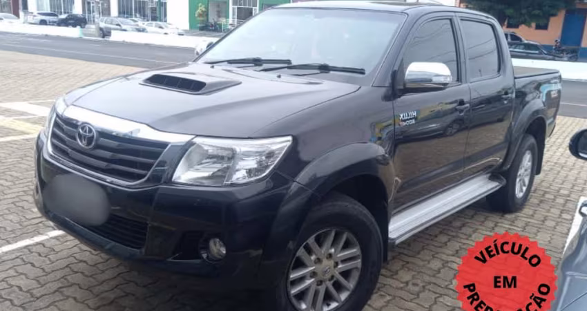 TOYOTA HILUX 3.0 SRV 4X4 CD 8V TURBO 4P