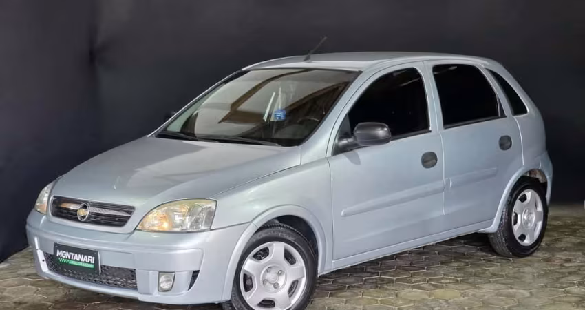 Chevrolet Corsa Hatch Corsa Hat. Maxx 1.4 8V ECONOFLEX 5p  - Prata - 2010/2011
