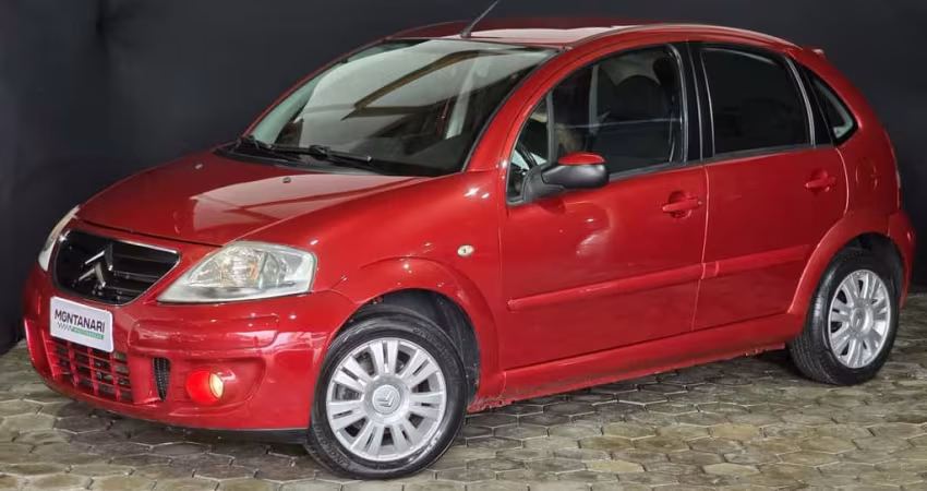 Citroën C3 GLX 1.4/ GLX Sonora 1.4 Flex 8V 5p  - Vermelha - 2010/2011