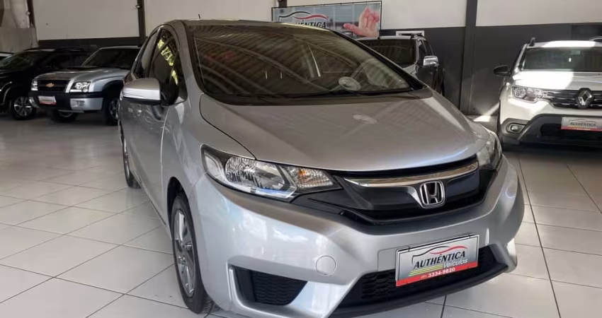Honda Fit LX MT - Prata - 2014/2015