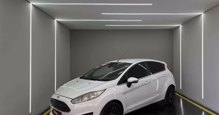 Ford Fiesta 2016 1.6 titanium hatch 16v flex 4p powershift