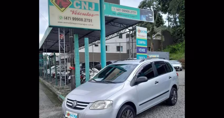Volkswagen SpaceFox Trendline 1.6 Completa Flex - Prata - 2008/2008