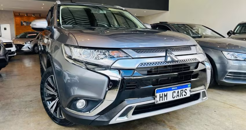 Mitsubishi Outlander Gasolina Automático