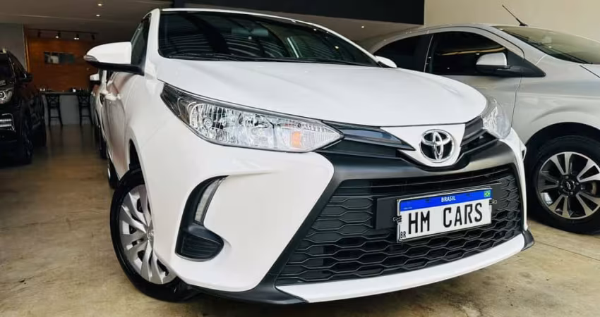 Toyota Yaris Hatch Flex Automático