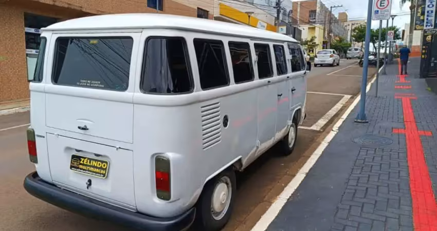 Volkswagen KOMBI 1.6 STD 8V GASOLINA 3P MANUAL
