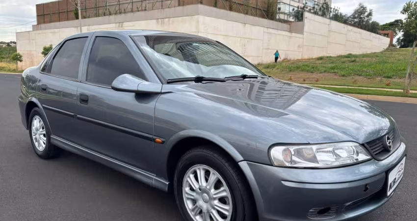 Chevrolet Vectra GLS Challenge 2000 - Cinza - 2000/2000