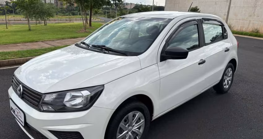 Volkswagen Gol 1.0L MC4 2022 - Branca - 2021/2022