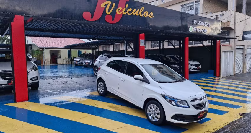 GM ONIX 1.4 LT 2015 BRANCO UNICO DONO 
