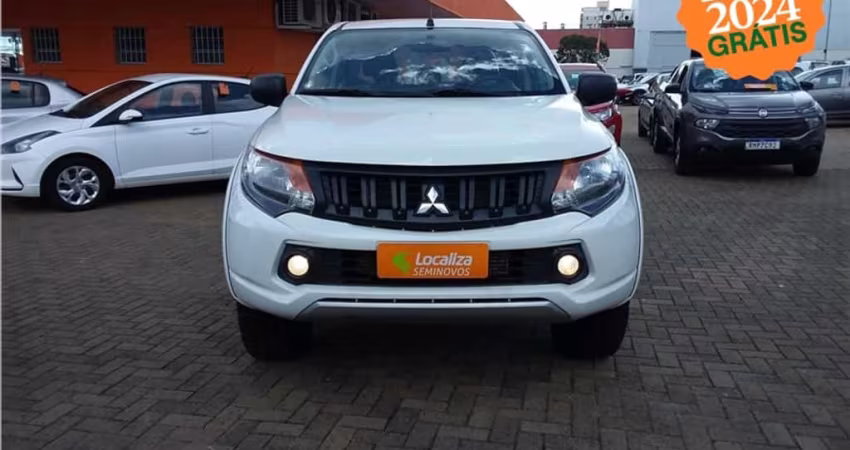 Mitsubishi L200 triton 2023 2.4 16v turbo diesel gl cd 4x4 manual