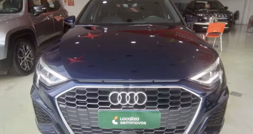 Audi A3 2024 2.0 40 tfsi mhev sedan s line s-tronic