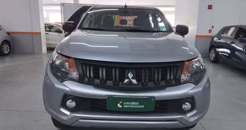 Mitsubishi L200 triton 2023 2.4 16v turbo diesel gl cd 4x4 manual