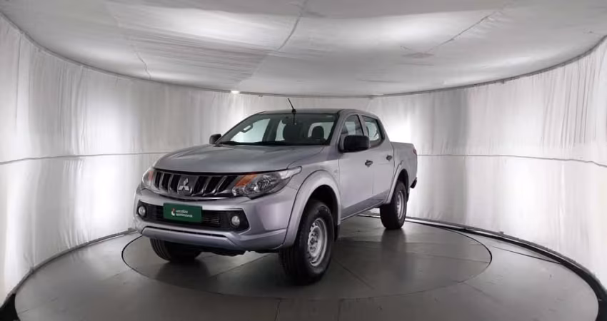 Mitsubishi L200 triton 2023 2.4 16v turbo diesel gls cd 4x4 automático