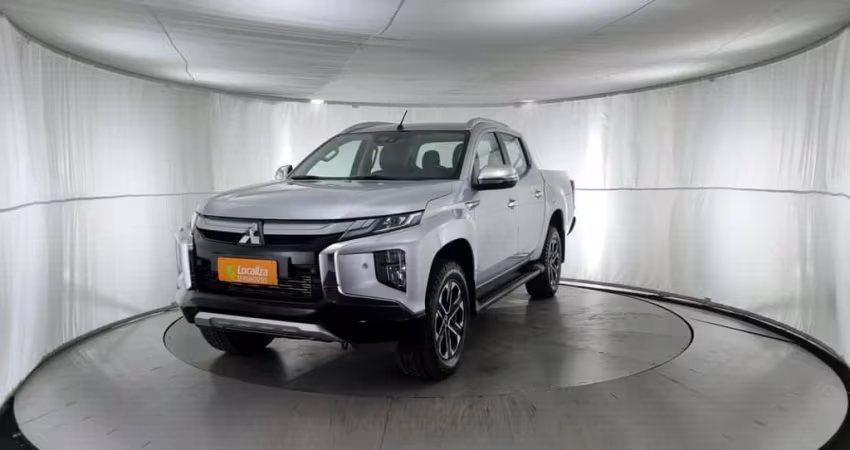 Mitsubishi L200 triton 2023 2.4 16v turbo diesel sport hpe-s cd 4p 4x4 automático