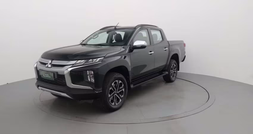 Mitsubishi L200 triton 2023 2.4 16v turbo diesel sport hpe cd 4p 4x4 automático