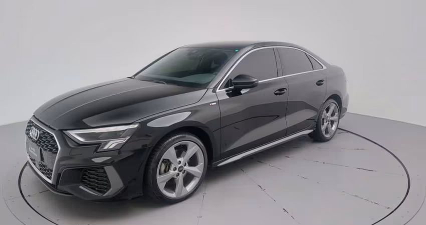 Audi A3 2023 2.0 40 tfsi mhev sedan s line s-tronic