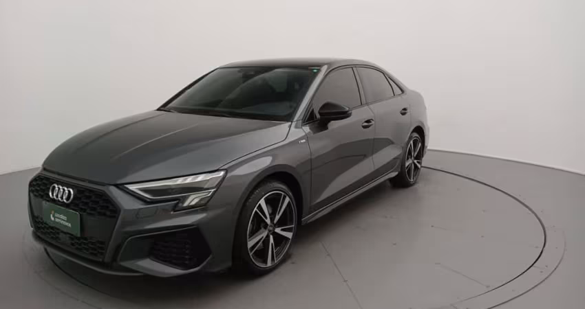 Audi A3 2024 2.0 40 tfsi mhev sedan s line s-tronic