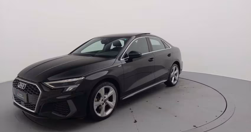 Audi A3 2024 2.0 40 tfsi mhev sedan s line s-tronic