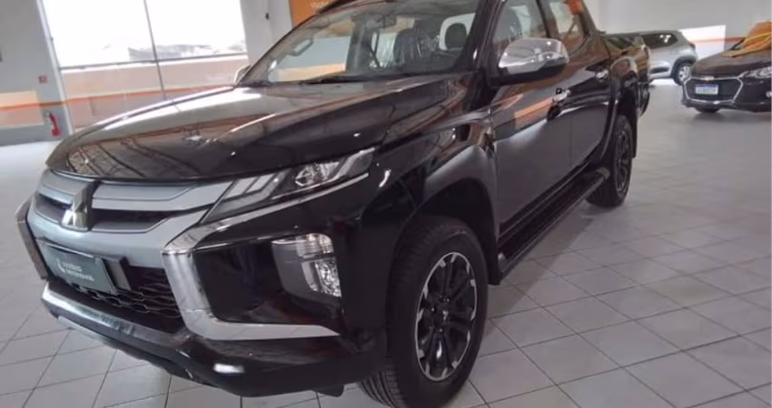 Mitsubishi L200 triton 2023 2.4 16v turbo diesel sport gls cd 4p 4x4 automático