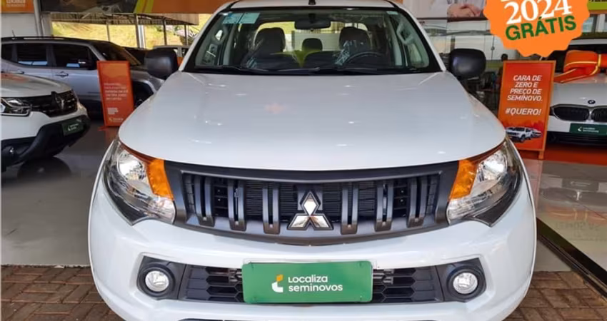 Mitsubishi L200 triton 2023 2.4 16v turbo diesel gl cd 4x4 manual