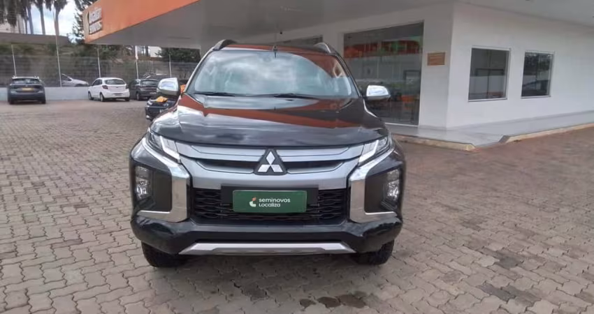 Mitsubishi L200 triton 2023 2.4 16v turbo diesel sport hpe cd 4p 4x4 automático