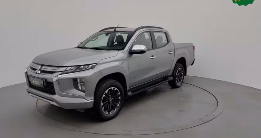 Mitsubishi L200 triton 2023 2.4 16v turbo diesel sport hpe cd 4p 4x4 automático