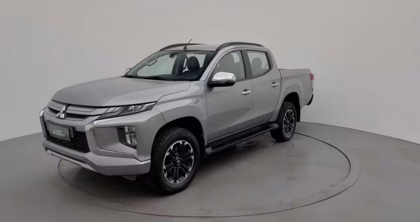 Mitsubishi L200 triton 2023 2.4 16v turbo diesel sport hpe cd 4p 4x4 automático
