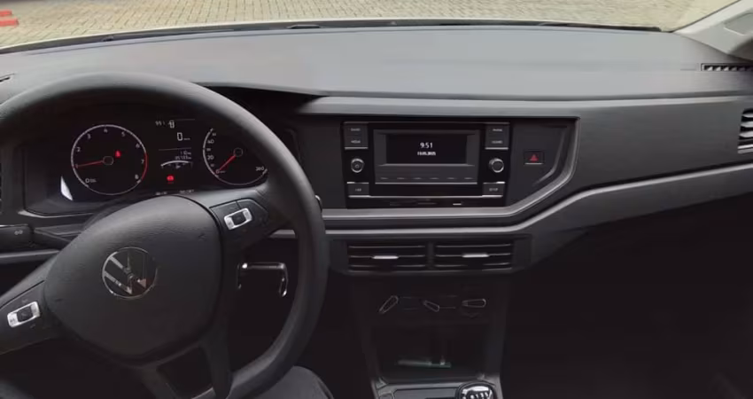 Volkswagen Polo 2024 1.0 mpi track manual