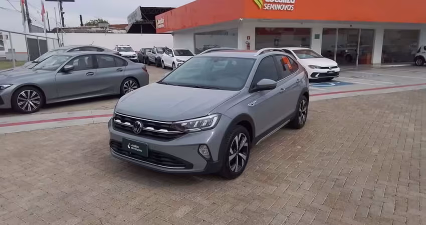 Volkswagen Nivus 2023 1.0 200 tsi total flex highline automático