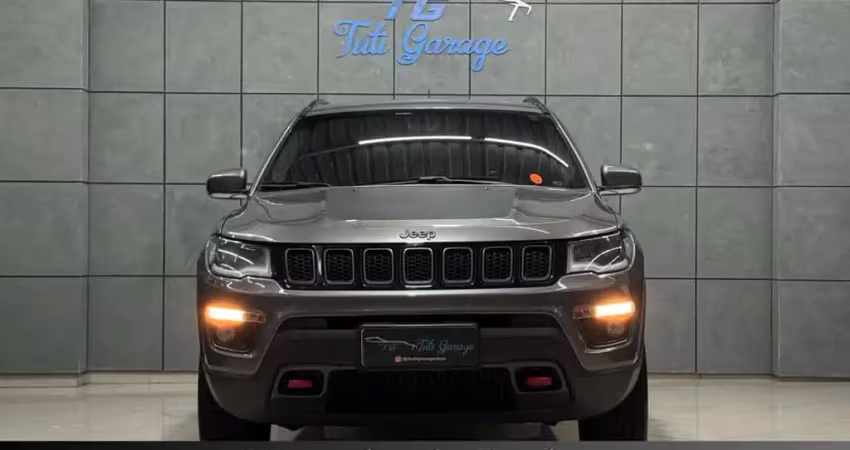 Jeep Compass TRAILHAWK 2.0 4x4 Dies. 16V Aut.  - Cinza - 2017/2018