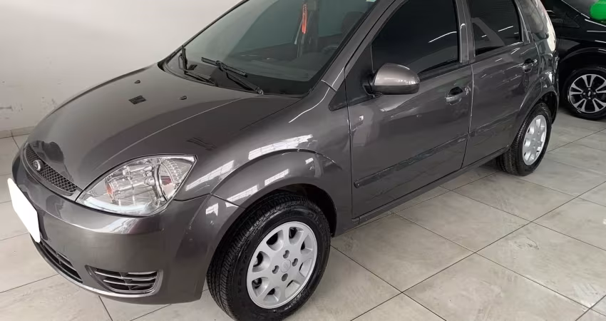Ford Fiesta 1.0 cinza 8v gasolina 4p manual 2004