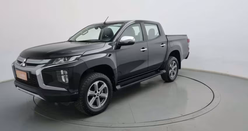 Mitsubishi L200 triton 2022 2.4 16v turbo diesel sport hpe cd 4p 4x4 automático