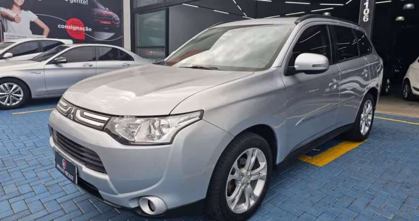 OUTLANDER 2.0 16V 160cv Aut.