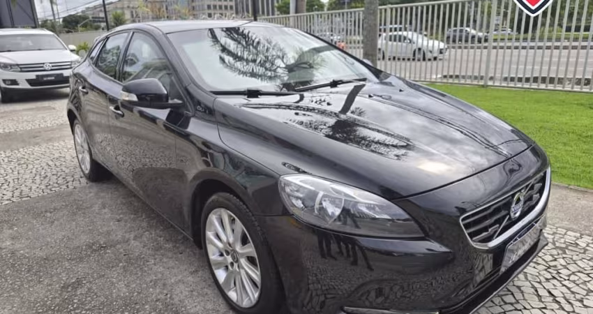 Volvo V40 2015 2.0 t4 comfort turbo gasolina 4p automático