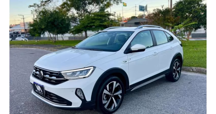 Volkswagen Nivus Highline 1.0 200 TSI Flex Aut.  - Branca - 2023/2024