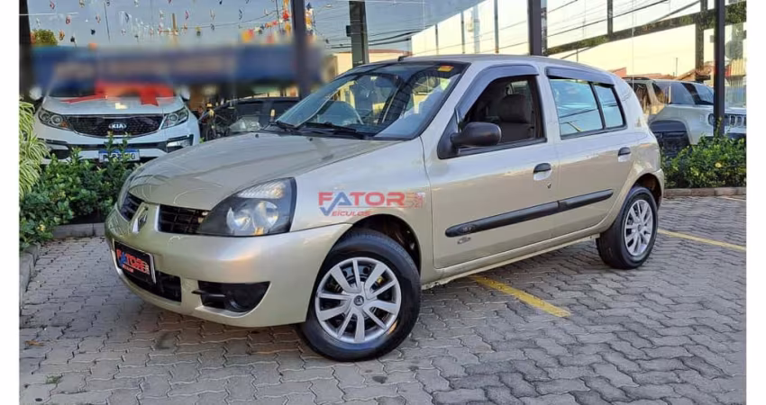 Renault Clio Campus Hi-Flex 1.0 16V 5p  - Bege - 2011/2011