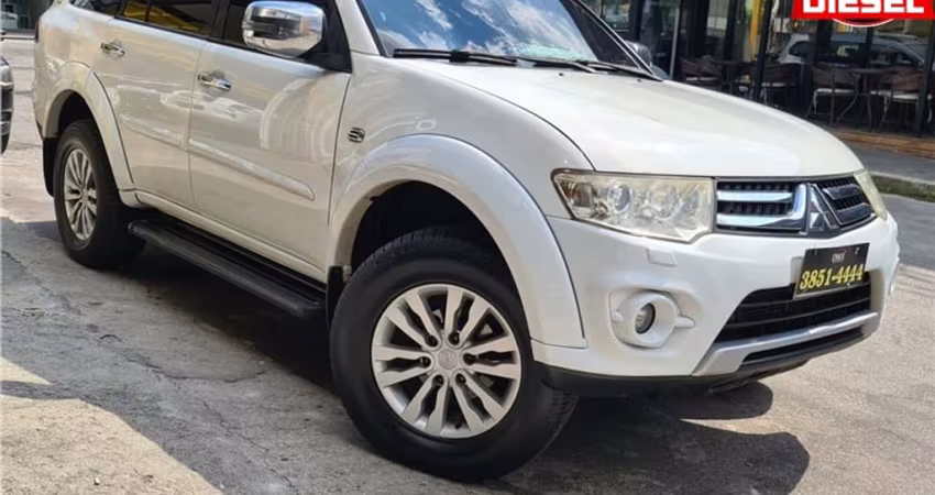Mitsubishi Pajero dakar 2014 3.2 hpe 4x4 7 lugares 16v turbo intercooler diesel 4p automático