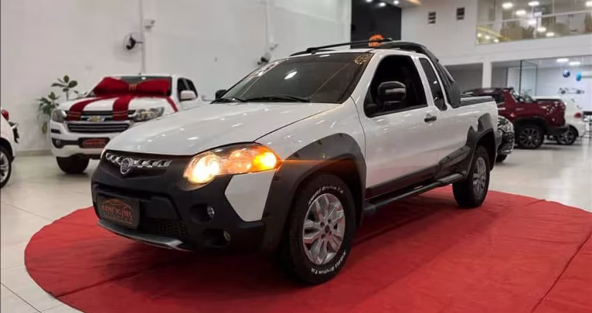 FIAT STRADA 1.8 MPI Adventure CE 16V - 2013/2013