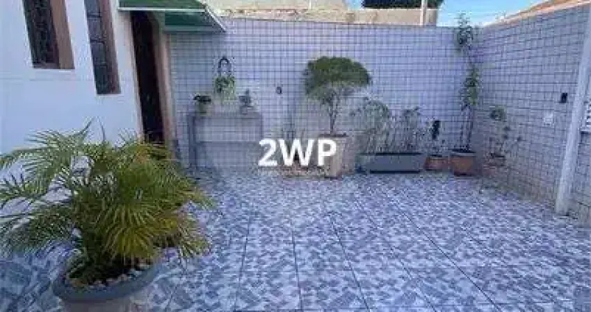 Sobrado 88 m2 Vila Valença, São Vicente/SP à Venda Quintal e Churrasqueira