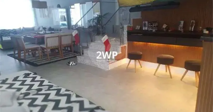 Sobrado à venda com 4 quartos, sendo 4 suítes, em ponta da praia, santos - sp