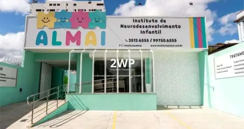 Lindo imóvel comercial, alugar com 6 quartos, sendo 3 suites, 360 m2 área útil