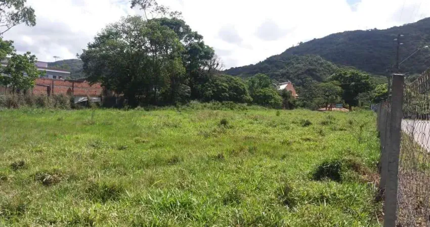 Terreno à venda no São João do Rio Vermelho, Florianópolis 