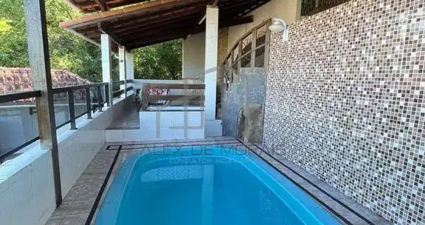 Casa com piscina à venda,3 quartos sendo 1 suíte, em Santa Cecília, Vitória, ES
