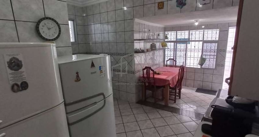 Casa com loja e sobreloja em ótima localização em Centro de Vitória