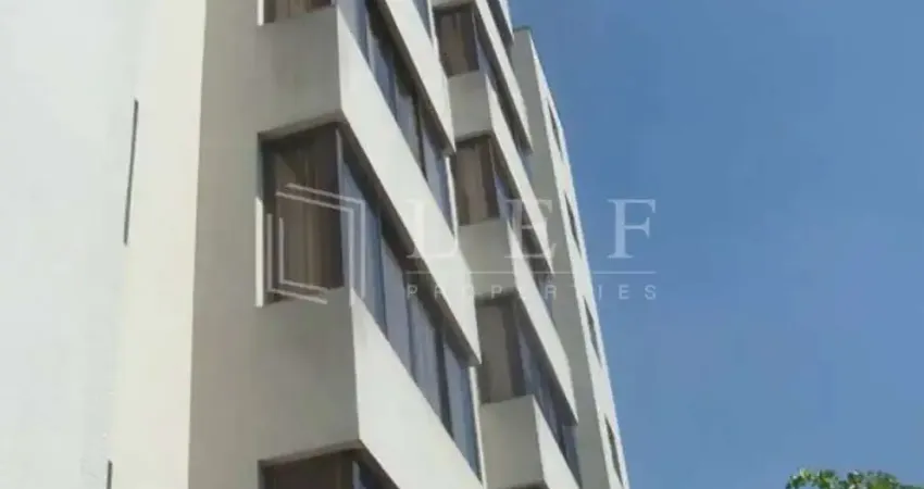 Apartamento com 3 quartos à venda na Rua Pio XI, --, Alto de Pinheiros, São Paulo