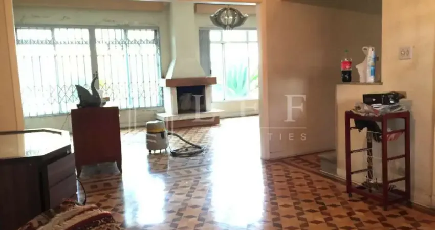 Casa com 4 quartos à venda na Rua Croata, --, Vila Ipojuca, São Paulo