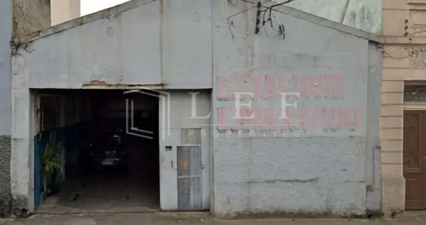 Prédio à venda na Rua Dona Ana Neri, --, Cambuci, São Paulo