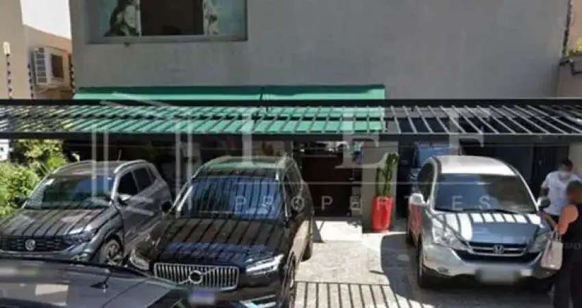 Prédio à venda na Rua Demóstenes, --, Campo Belo, São Paulo